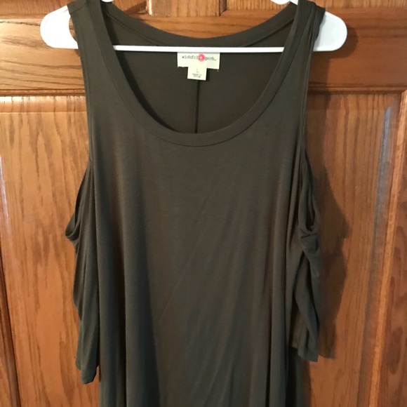 Olive green off the shoulder shirt - Picture 1 of 4